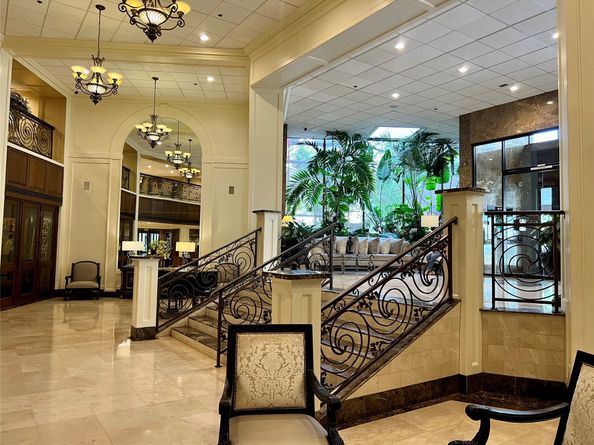 3525 Sage Road 1502, Houston TX 77056