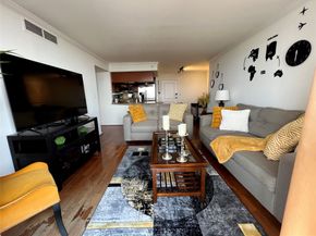 3525 Sage Road 1502, Houston TX 77056
