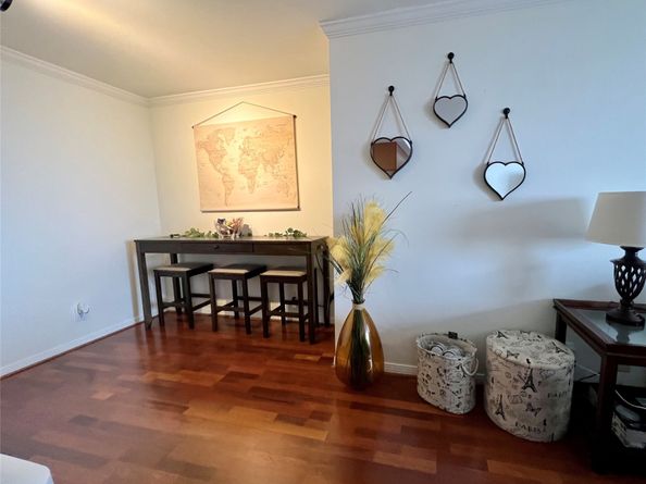 3525 Sage Road 1502, Houston TX 77056