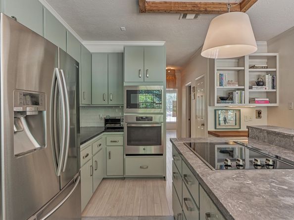 58 E Coldbrook Circle, The Woodlands TX 77381