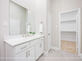 833 Fisher Street E, Houston TX 77018