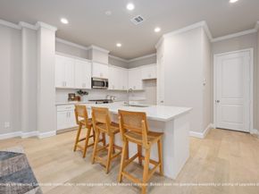 833 Fisher Street E, Houston TX 77018
