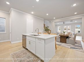 833 Fisher Street E, Houston TX 77018