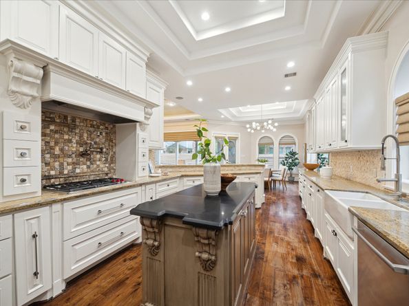 3822 Drummond Street, Houston TX 77025