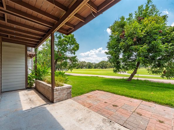 8153 Sands Point Drive 115, Houston TX 77036