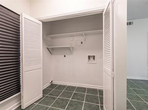 8153 Sands Point Drive 115, Houston TX 77036