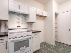 8153 Sands Point Drive 115, Houston TX 77036