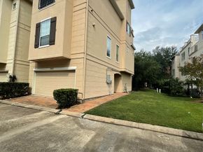 9127 Harbor Hills Drive, Houston TX 77054
