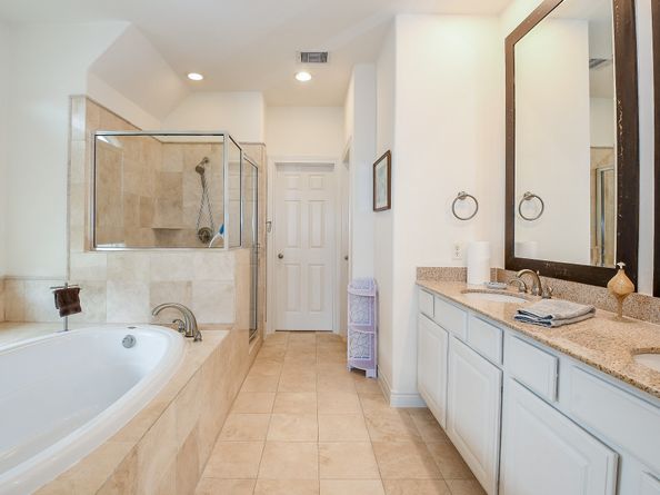 9127 Harbor Hills Drive, Houston TX 77054