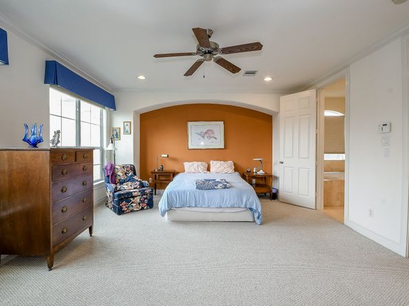 9127 Harbor Hills Drive, Houston TX 77054