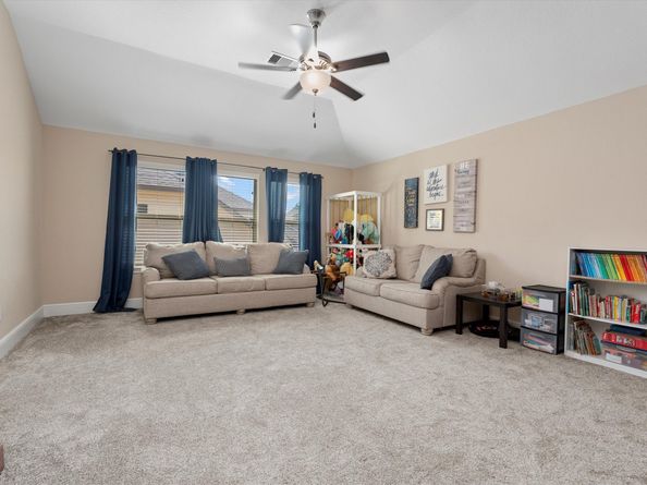 2752 Sterling Heights Lane, Conroe TX 77385