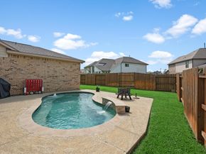 2752 Sterling Heights Lane, Conroe TX 77385