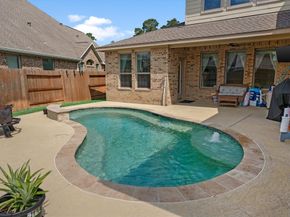 2752 Sterling Heights Lane, Conroe TX 77385