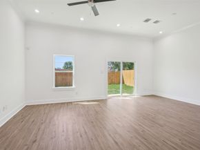 3011 Sparrow Street A/B, Houston TX 77051