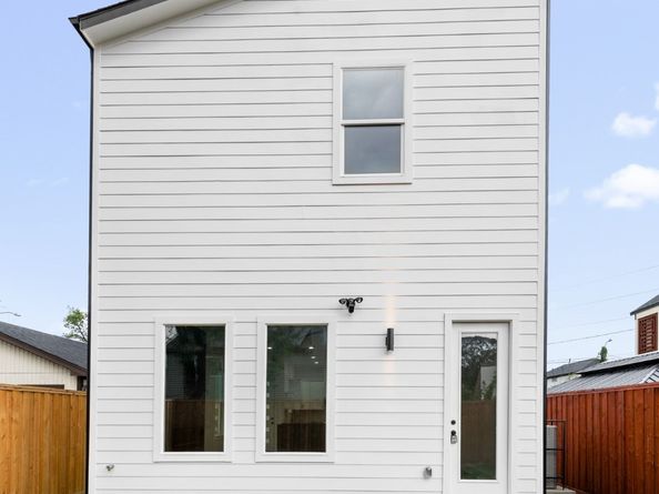 5114 Golden Forest Dr B, Houston TX 77091