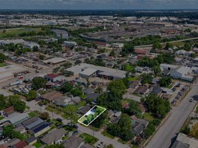 6835 Avenue S, Houston TX 77011
