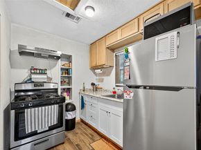6835 Avenue S, Houston TX 77011