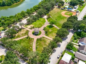 6835 Avenue S, Houston TX 77011