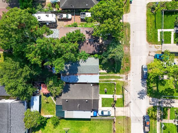6835 Avenue S, Houston TX 77011