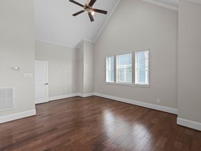 702 N Shepherd Drive, Houston TX 77007