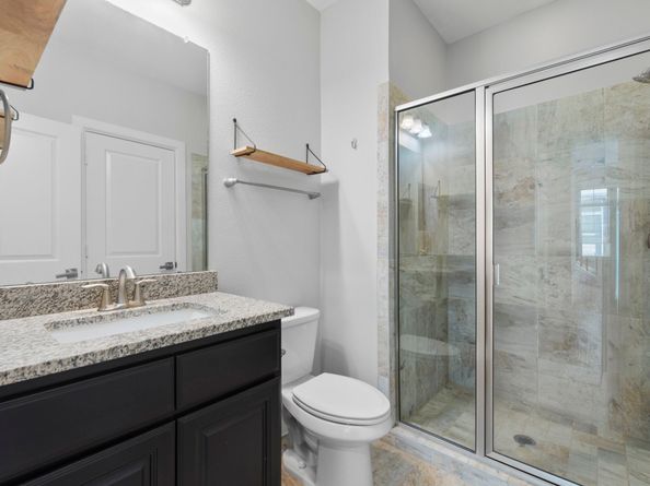 702 N Shepherd Drive, Houston TX 77007