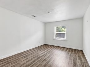 4803 Elser Street, Houston TX 77009