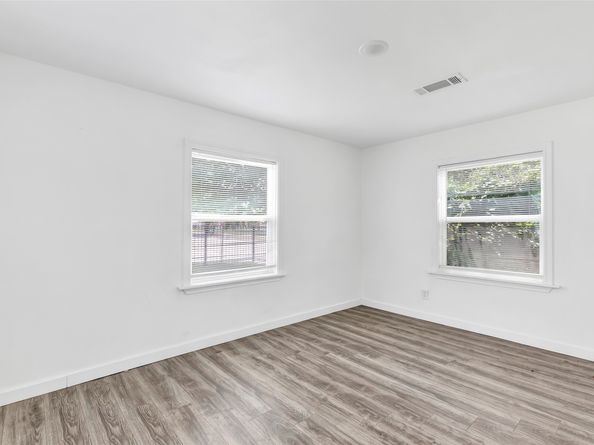 4803 Elser Street, Houston TX 77009