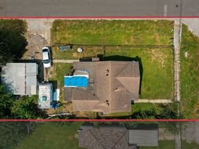1102 Gazin Street, Houston TX 77020
