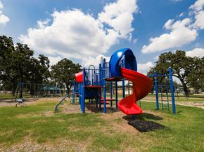 1102 Gazin Street, Houston TX 77020
