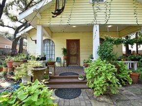 4104 Walker Street, Houston TX 77023