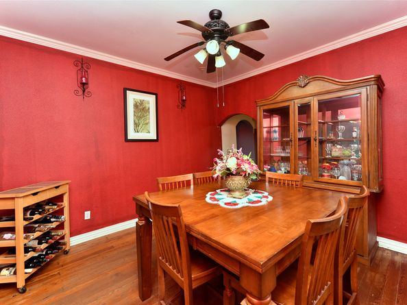 4104 Walker Street, Houston TX 77023