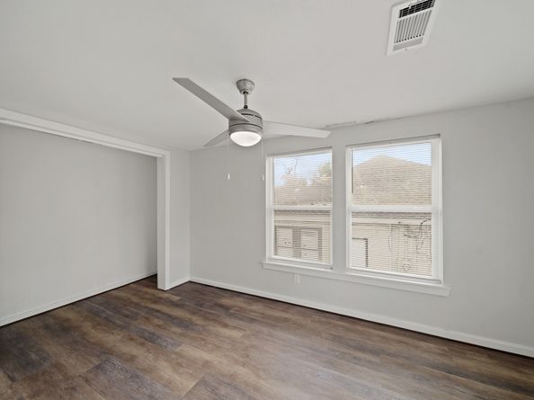 5307 Crane Street, Houston TX 77026