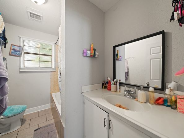 5307 Crane Street, Houston TX 77026