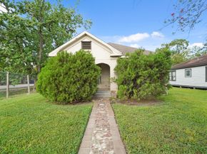 5307 Crane Street, Houston TX 77026