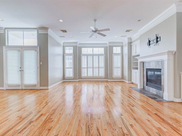 661 Hartman Street, Houston TX 77007
