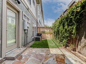 661 Hartman Street, Houston TX 77007