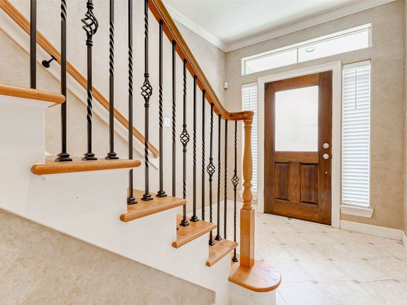 661 Hartman Street, Houston TX 77007