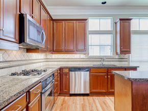 661 Hartman Street, Houston TX 77007