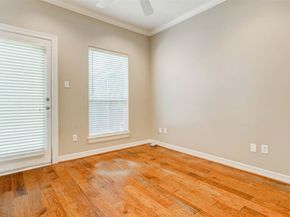 661 Hartman Street, Houston TX 77007