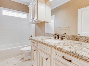 661 Hartman Street, Houston TX 77007