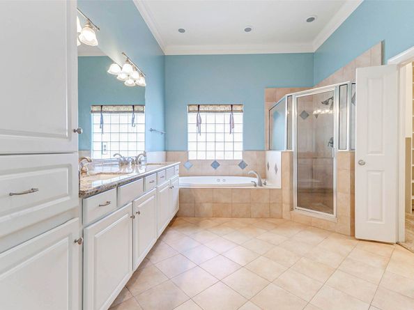 661 Hartman Street, Houston TX 77007