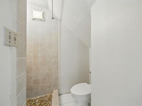 2626 Holly Hall Street 1102, Houston TX 77054
