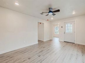 9226 Everglade Drive, Houston TX 77078