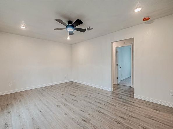 9226 Everglade Drive, Houston TX 77078