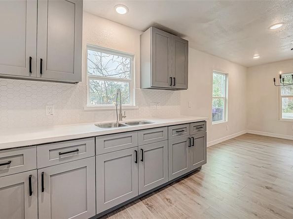 9226 Everglade Drive, Houston TX 77078