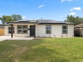 1127 Roper Street, Houston TX 77034