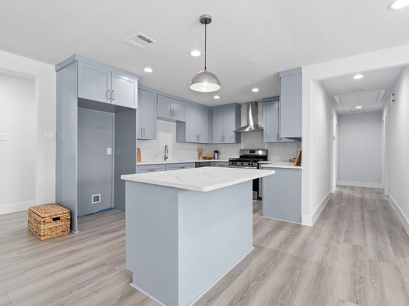 1127 Roper Street, Houston TX 77034