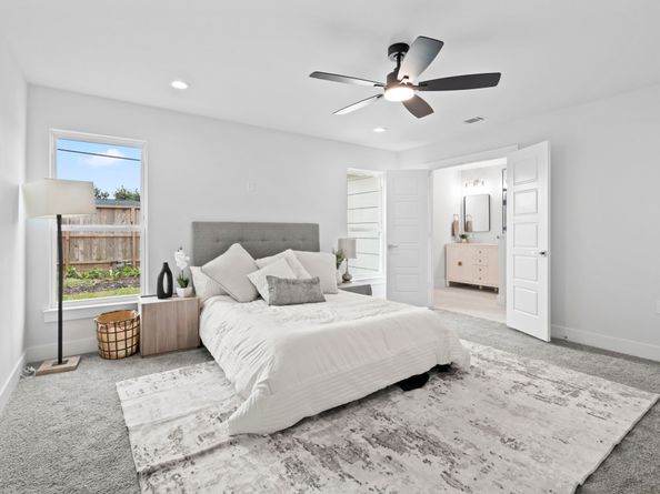 1127 Roper Street, Houston TX 77034