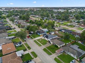 1127 Roper Street, Houston TX 77034