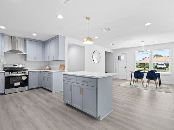 1127 Roper Street, Houston TX 77034